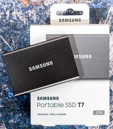 2TB Samsung T7 Portable SSD